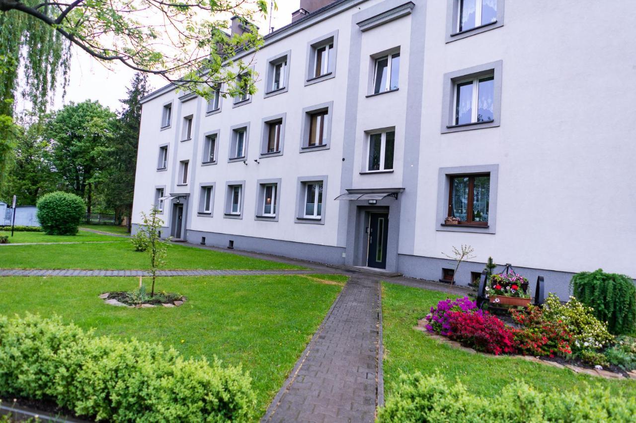 Апартаменты Apartament Przy Bystrzanskiej Бельско-Бяла Экстерьер фото
